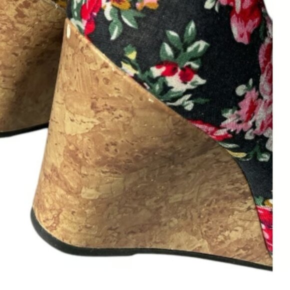 Lower East Side Women's Floral Cloth Peep Hole Wedges Size 10 - Picture 2 of 7
